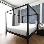 Malda Singular Hotel 3*